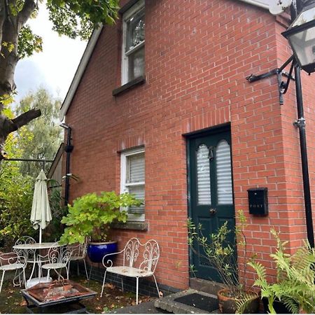 Апартаменти Self Contained Coach House In Leafy South Belfast The Location Is Not Accurate Екстер'єр фото